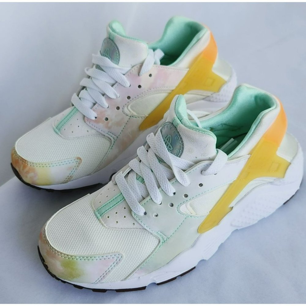 7 WOMEN'S NIKE HUARACHE RUN WHITE MULTICOLOR  WOMEN'S FJ7715-171